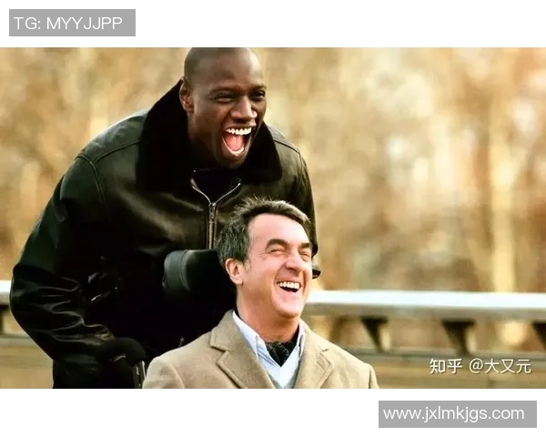 足球明星同框瞬间记录友谊与荣耀的完美时刻