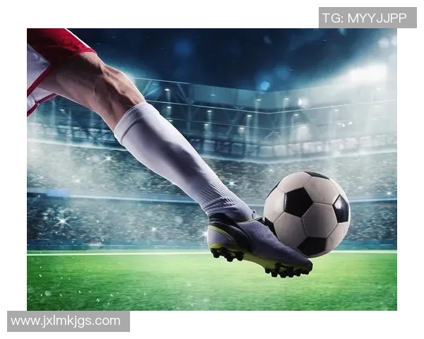 足球明星海报精选推荐多款高清图片大全让你尽享足球魅力与激情